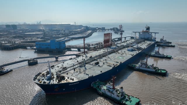 Cómo China compra el petróleo iraní sancionado