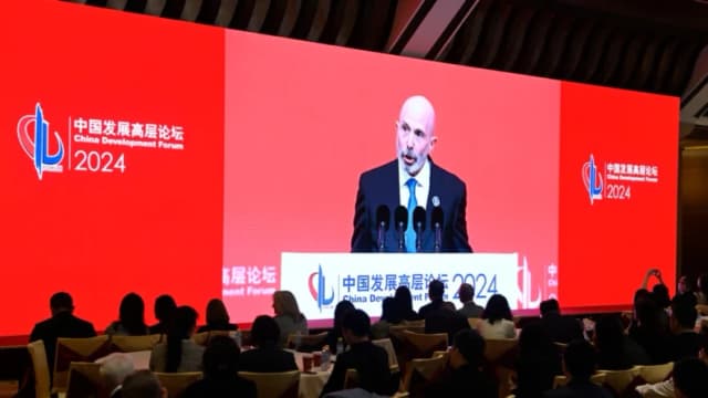 Gigante asegurador estadounidense enfrenta críticas por sus lazos con el PCCh