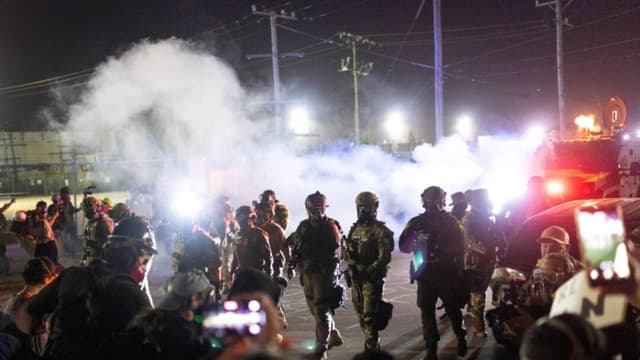 Detienen a 1500 inmigrantes ilegales, entre ellos delincuentes, en gran operación en Illinois: DHS