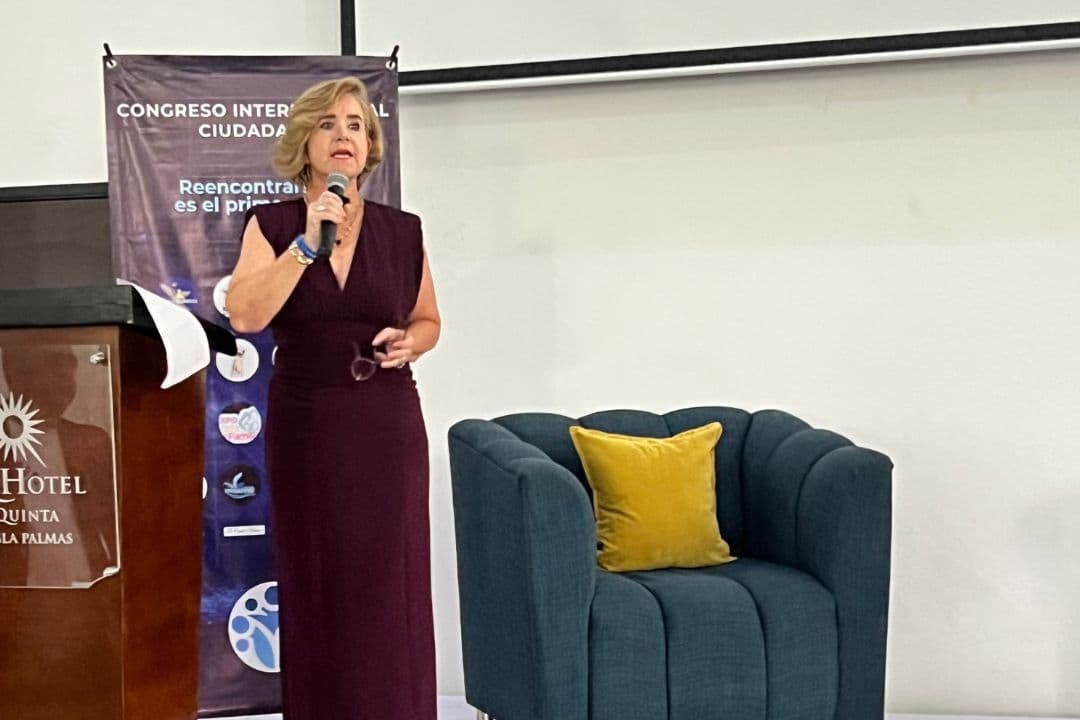 Trump está recobrando la identidad de Estados Unidos, dice escritora Brenda del Río