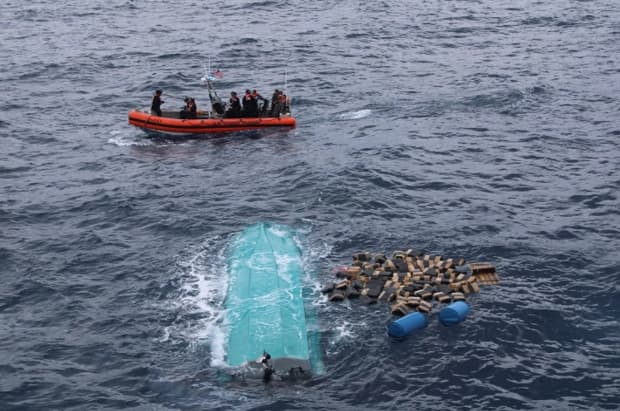 La Guardia Costera de Estados Unidos ha detenido a 86 presuntos traficantes de drogas durante la Operación Pacific Viper en el Pacífico Oriental. (USCG)