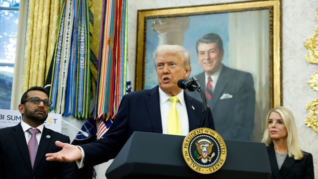 Trump explica por qué está atacando con misiles las embarcaciones en el Mar Caribe