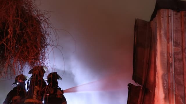 Mujer sufre quemaduras en el 80 % del cuerpo tras ataque incendiario en CDMX