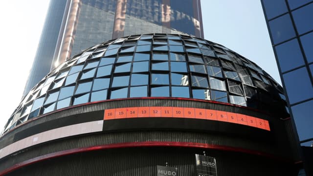 Bolsa mexicana avanza 1.47 % y logra su tercera ganancia en la semana