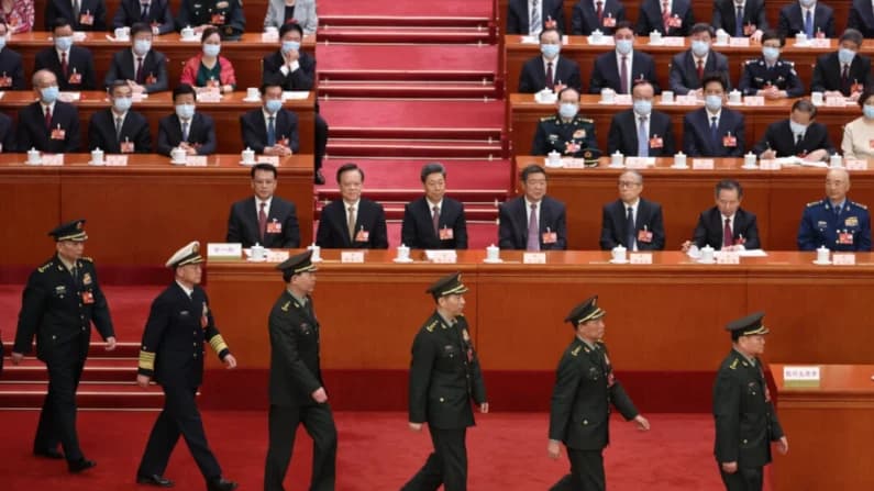 Purga de generales más cercanos a Xi plantea interrogantes de su control sobre el ejército del PCCh