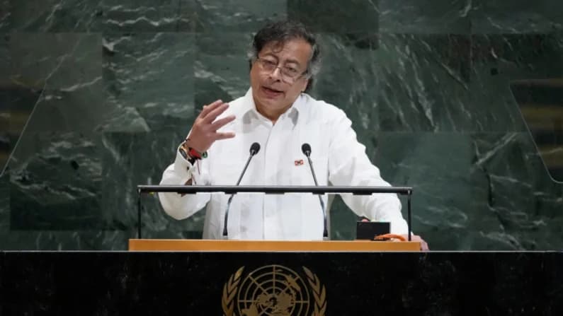Trump llama al presidente colombiano “líder del narcotráfico” y recorta los subsidios estadounidenses