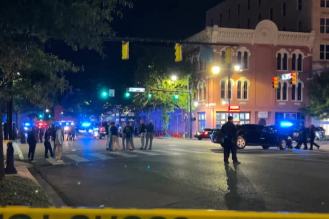 Tercer sospechoso acusado en el tiroteo mortal de Alabama que dejó 2 muertos y 12 heridos