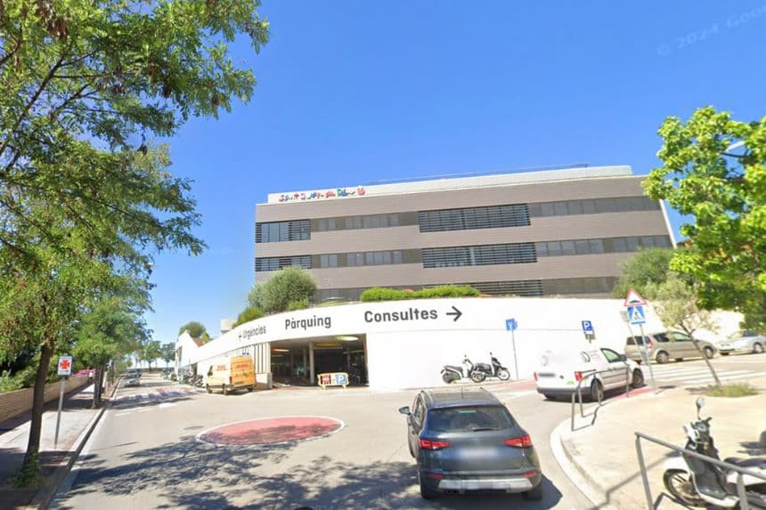 Captura de pantalla del Hospital Sant Joan de Déu en Barcelona, España, Julio 2024. (Google Street View)