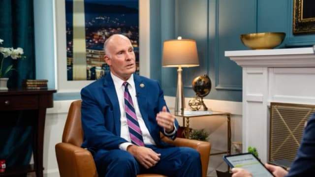 China usa coerción para ganar ventaja en negociaciones Trump y Xi: Comité de la Cámara sobre China