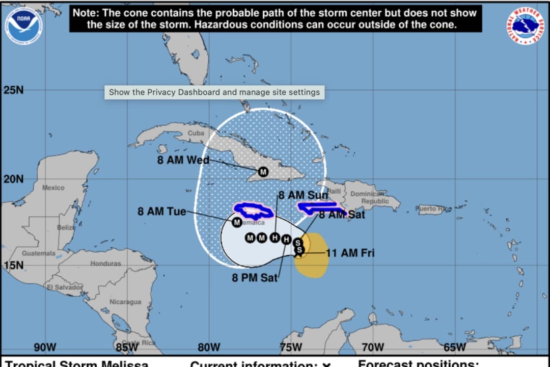 Trayectoria prevista de la tormenta tropical Melissa por el Centro Nacional de Huracanes al 24 de octubre de 2025. (NOAA/NWS/NHC)