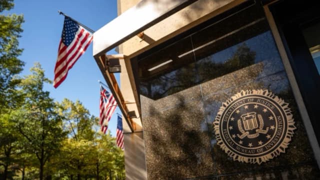 El Buró Federal de Investigaciones (FBI) en Washington el 21 de octubre de 2025. (Madalina Kilroy/The Epoch Times)