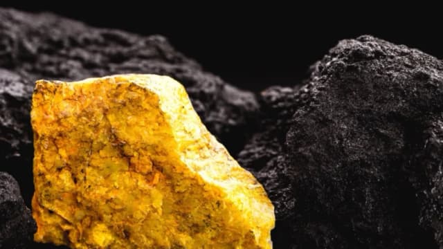 Tres ciudadanos chinos detenidos en Georgia por intentar comprar uranio