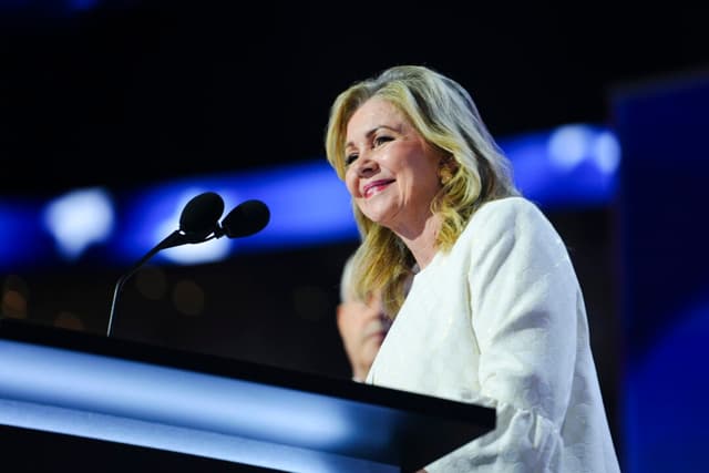 Marsha Blackburn (R-Tenn.) habla durante la reunión del Comité Nacional Republicano de 2024 en Milwaukee, Wisconsin, el 15 de julio de 2024. (Madalina Vasiliu/The Epoch Times)