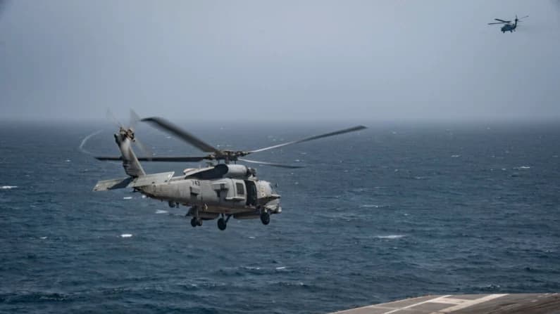 Helicóptero militar y avión de combate de EE. UU. se estrellan en mar de China Meridional sin víctimas