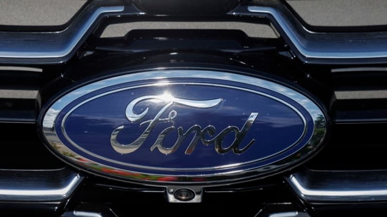 México ordena revisar más de 10,500 autos Ford por posibles fallas en la batería