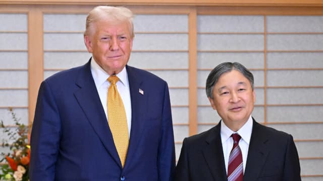 Monarca japonés recibe a Trump en el Palacio Imperial