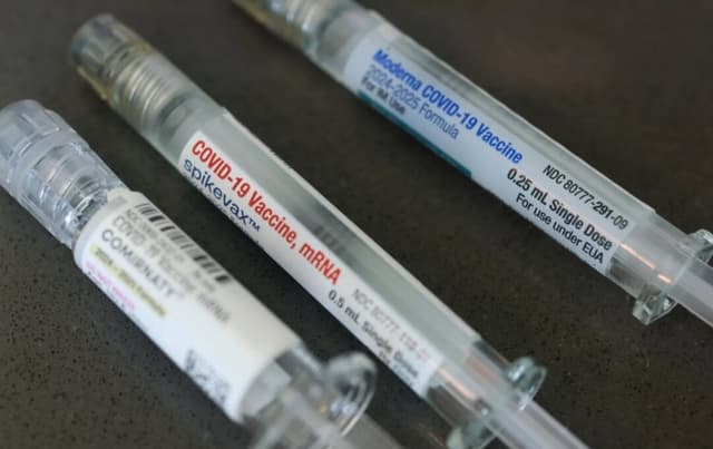 Vacunas contra la COVID-19 en Miami, Florida, en una imagen de archivo. (Joe Raedle/Getty Images)