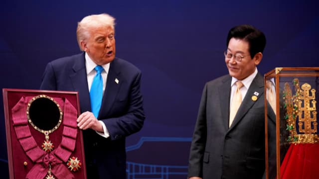 Trump destaca fuertes lazos económicos con presidente surcoreano y líderes empresariales de la APEC