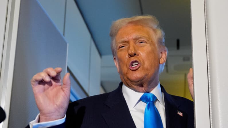 Abogados de Trump solicitan anulación de la condena penal del presidente