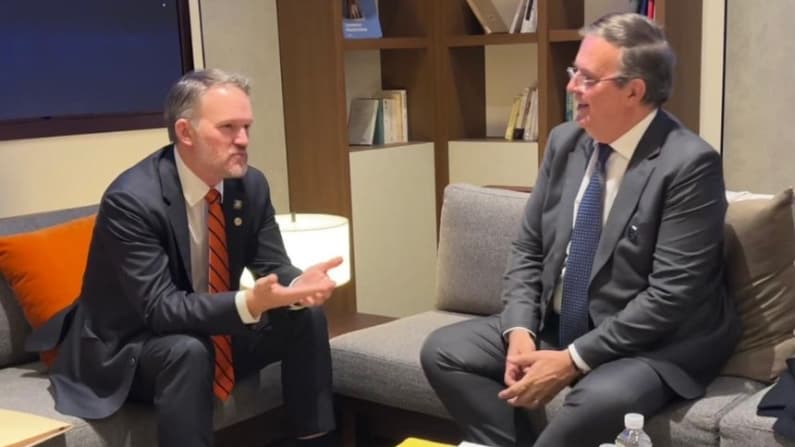Ebrard se reúne con representante comercial de EE. UU. para continuar con negociaciones de aranceles