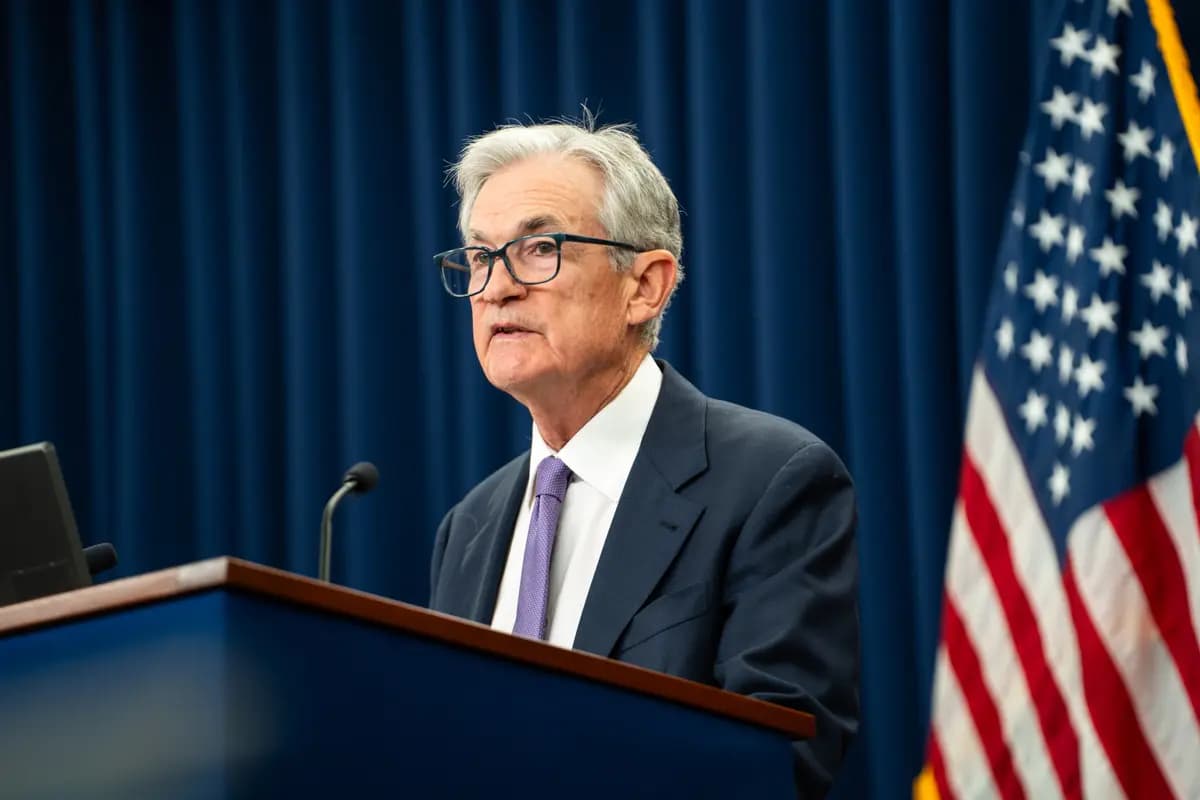 El presidente de la Reserva Federal, Jerome Powell, habla en una rueda de prensa tras la reunión del Comité Federal de Mercado Abierto (FOMC) en Washington el 29 de octubre de 2025. (Madalina Kilroy/The Epoch Times)