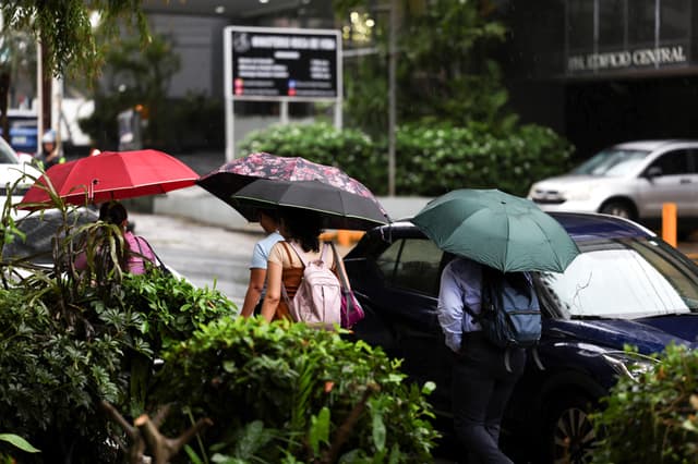 Panamá reporta 4 muertos y 1111 afectados por impacto indirecto del huracán Melissa