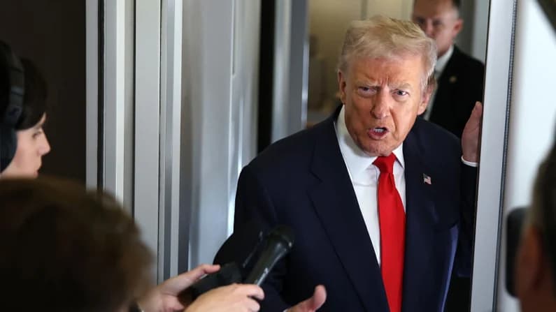 Trump dice que no considera ataques militares dentro de Venezuela