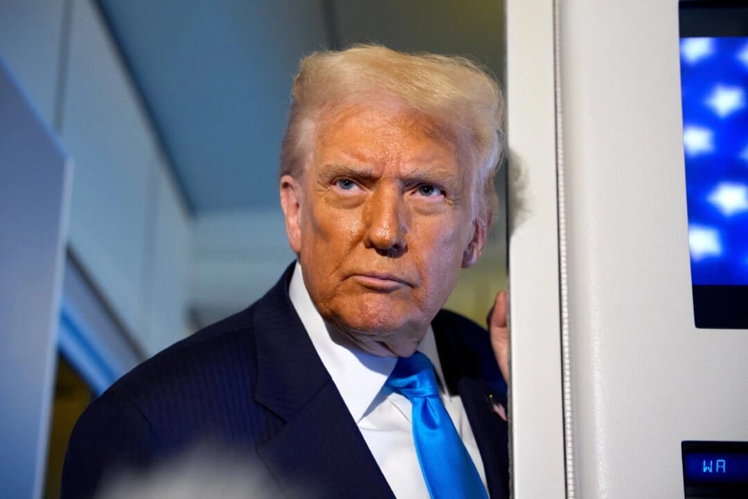 Trump afirma que China "conoce las consecuencias" si invade Taiwán