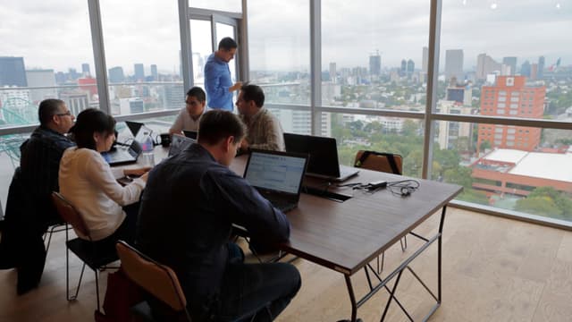 Crecen los empleos formales en México y alcanzan los 22.6 millones en 2025