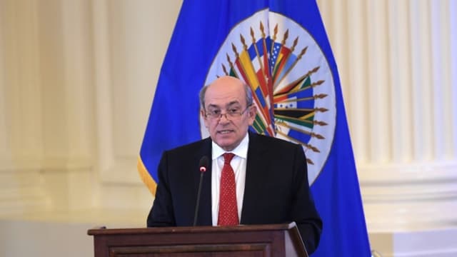 Perú analiza otorgar salvoconducto a Betssy Chávez, refugiada en la embajada de México