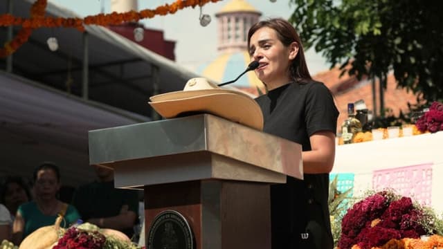 Grecia Quiroz, viuda del alcalde Carlos Manzo, pide protestas pacíficas tras vandalismo en Michoacán