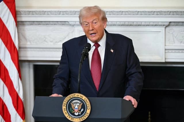 Trump insta a los republicanos del Senado a poner fin al filibusterismo hoy