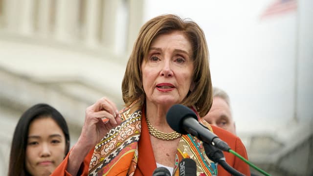 La expresidenta de la Cámara de Representantes de Estados Unidos, Nancy Pelosi, demócrata de California, habla durante una conferencia de prensa en el Capitolio de Estados Unidos en Washington, D.C., el 19 de noviembre de 2024.(BASTIEN INZAURRALDE/AFP vía Getty Images)
Criticism immediately followed the sentencing of dozens of opposition figures including "mastermind" Benny Tai who was given the longest term of 10 years in prison (Photo by Bastien INZAURRALDE / AFP) (Photo by BASTIEN INZAURRALDE/AFP via Getty Images)