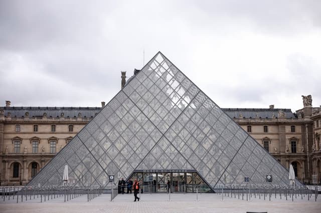 Imagen de archivo del Museo del Louvre. (EFE/EPA/YOAN VALAT)