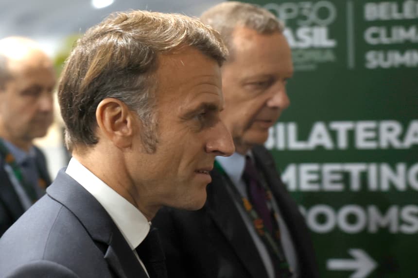 El presidente de Francia, Emmanuel Macron, participa en la apertura de la cumbre de líderes de la COP30 el jueves, en Belém, Brasil. (EFE/ Antonio Lacerda)