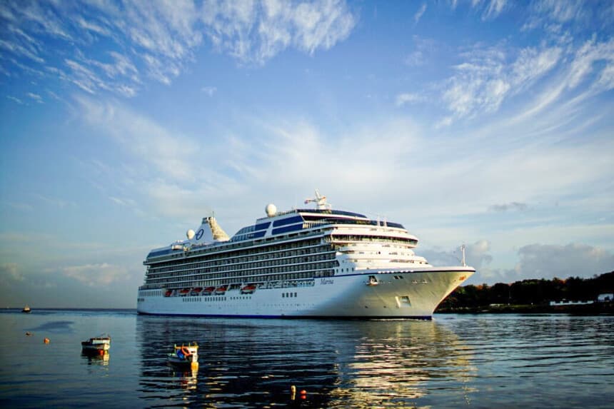 Norwegian Cruise Line alerta a sus pasajeros por enfermedad bacteriana