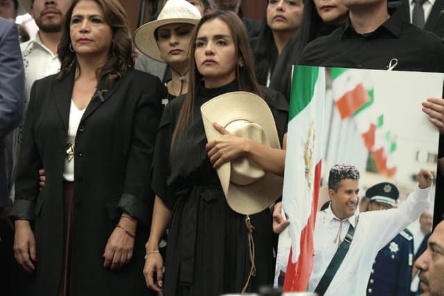 Grecia Quiroz da primer discurso público como alcaldesa de Uruapan: "Tendrían que matarnos a todos"