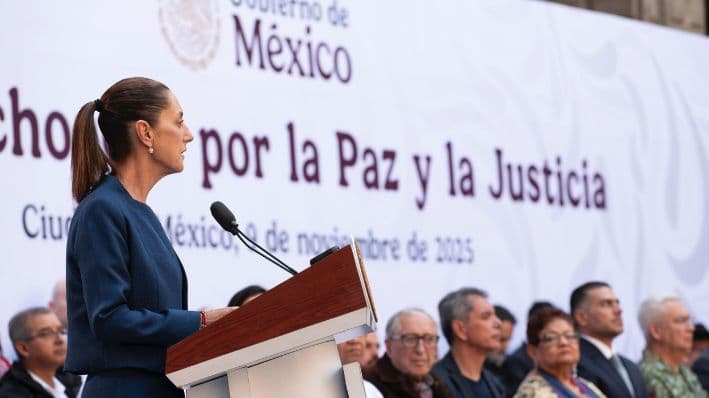 La presidenta de México, Claudia Sheinbaum presenta el Plan Michoacán por la Paz, el 9 de noviembre de 2025, en Ciudad de México. (Cortesía: Presidencia de México)