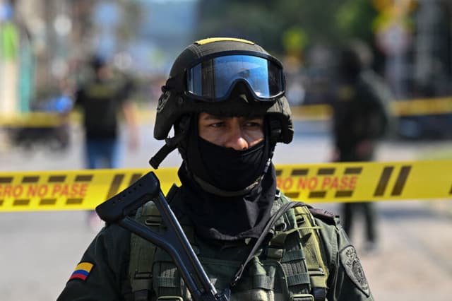 Carro bomba estalla en el suroeste de Colombia y deja una persona muerta