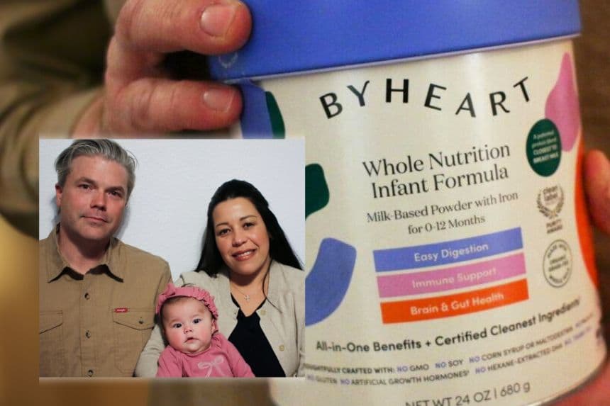 Imagen compuesta. Fondo: Stephen Dexter sostiene un envase de leche de fórmula para bebés ByHeart. (Cheyanne Mumphrey/AP Photo) Esquina izquierda: Stephen y Yurany Dexter sostienen a su hija de cuatro meses, 12 de noviembre de 2025. (Cheyanne Mumphrey/AP Photo)