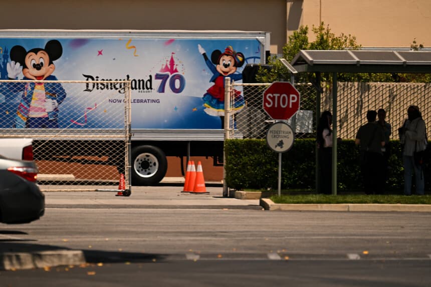 Disney elimina terminología DEI de su informe anual por primera vez en cinco años