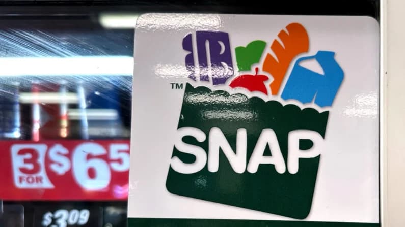 Beneficiarios del SNAP tendrán que volver a solicitar las prestaciones: Secretaria de Agricultura EE. UU.
