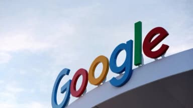Demandan a Google por presuntamente usar herramienta de IA Gemini para rastrear conversaciones privadas