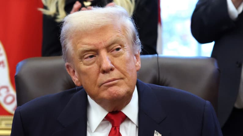 Trump dice que no está contento con México sobre la lucha contra los narcotraficantes