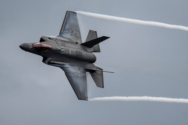 Trump afirma que EE. UU. venderá cazas furtivos F-35 a Arabia Saudí