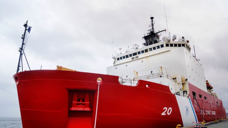 EE. UU., Canadá y Finlandia firman acuerdo para construir flota avanzada de rompehielos árticos