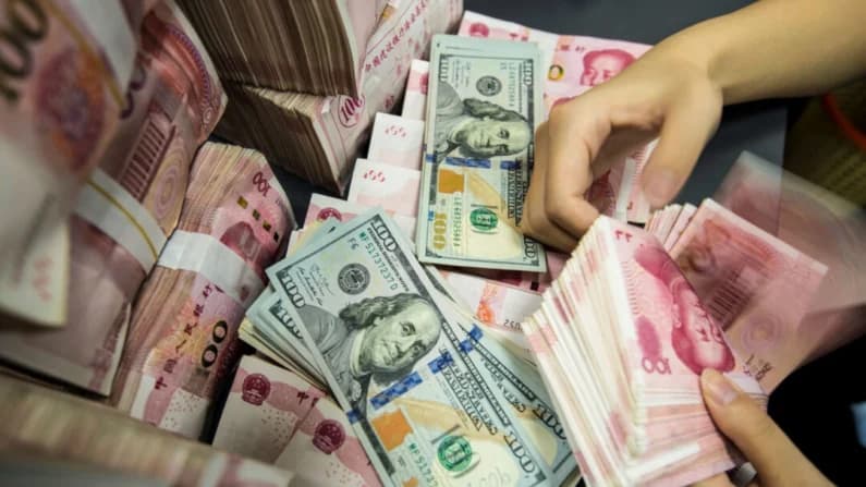Estados Unidos insta a Beijing a dejar de mantener a la baja un yuan "sustancialmente infravalorado"