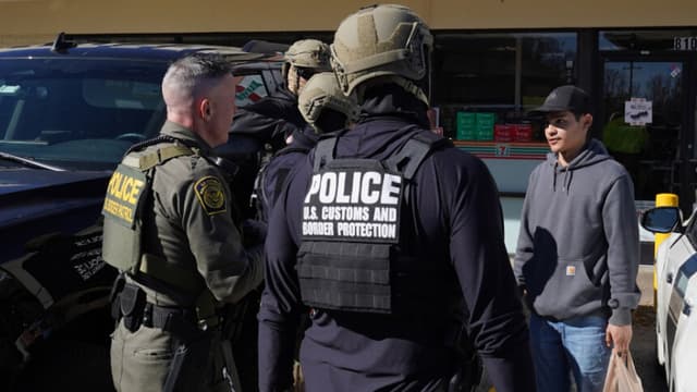 Detienen a más de 250 personas en operativo de control migratorio en Carolina del Norte