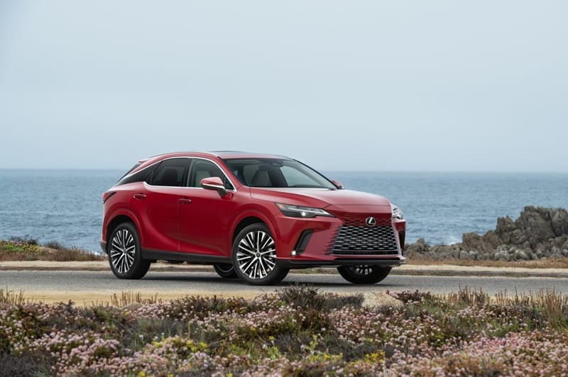 Equilibrio entre rendimiento, eficiencia y comodidad: Lexus RX híbrido del 2025