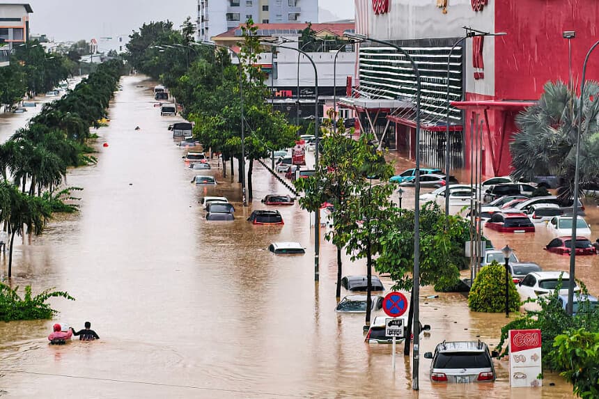 Inundaciones por lluvias extremas dejan 16 fallecidos en Vietnam